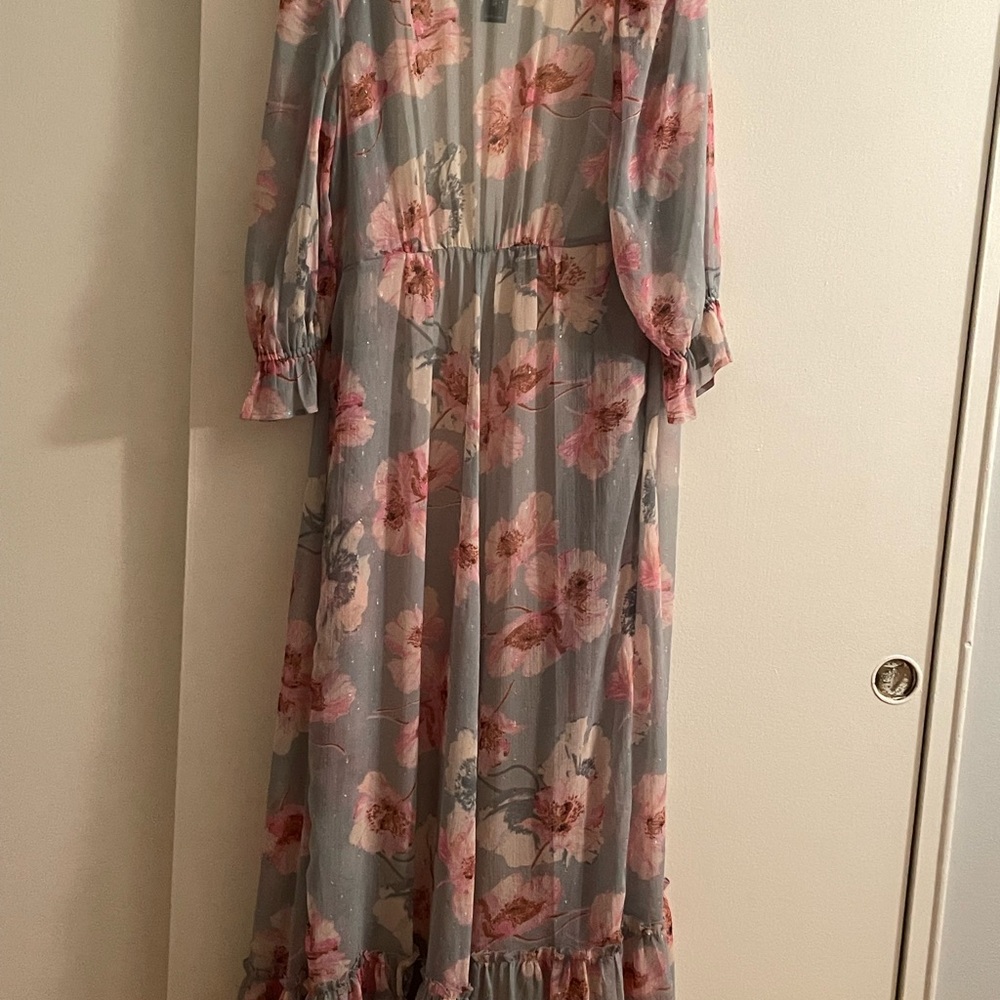 Express wrap duster (sheer material and is see through) NWT size M/L